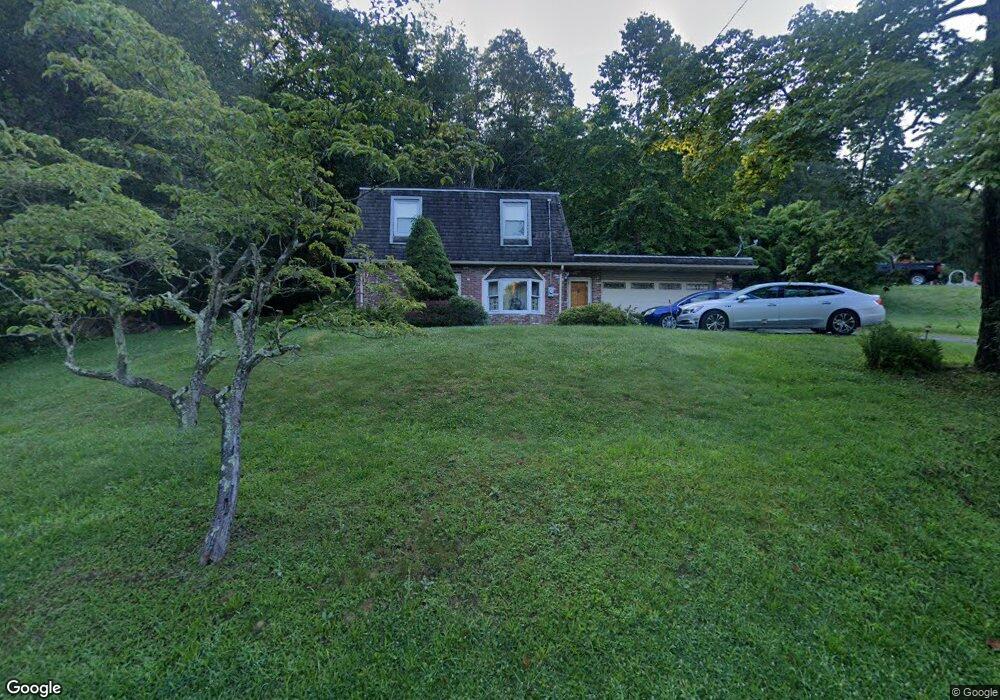 4357 Pine Hollow Rd, Trafford, PA 15085 - photo 1