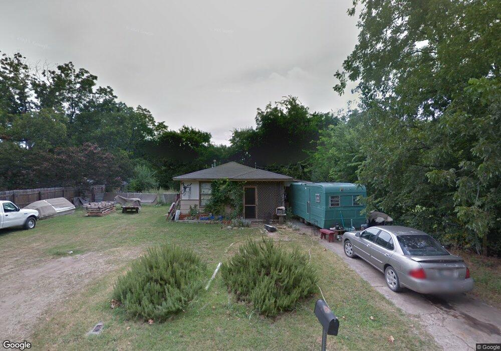 908 Howard St, Ardmore, OK 73401 - photo 1