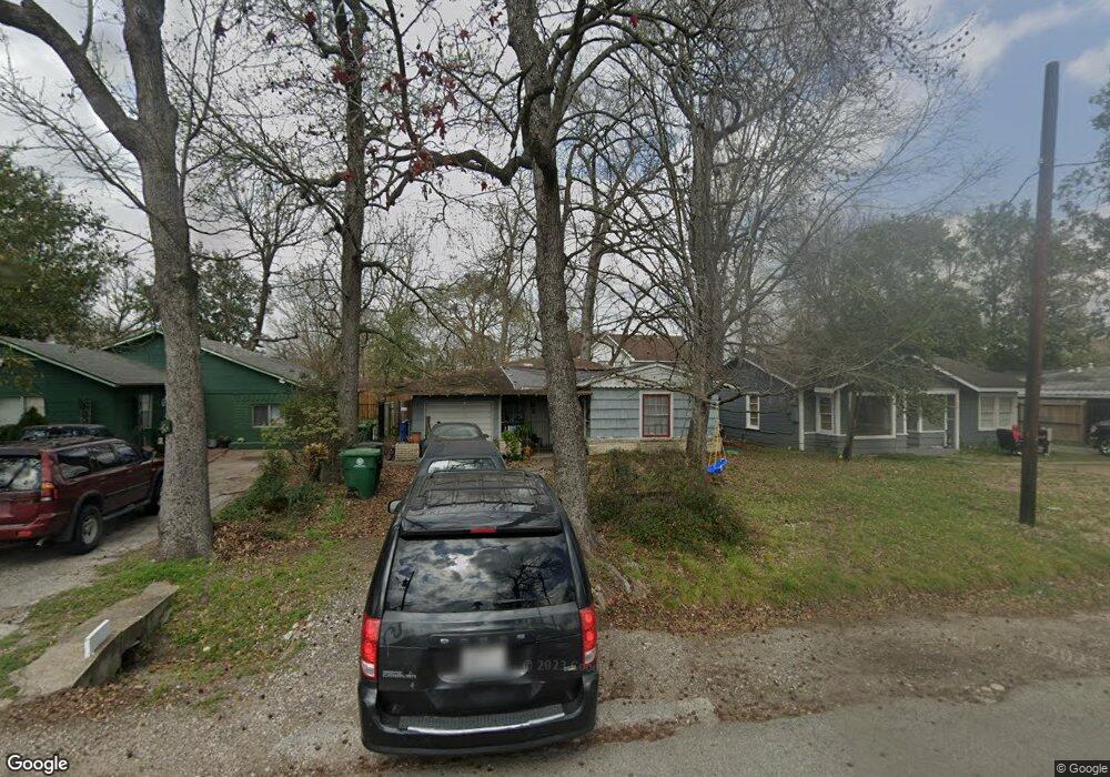 85 Burress St, Houston, TX 77022 - photo 1