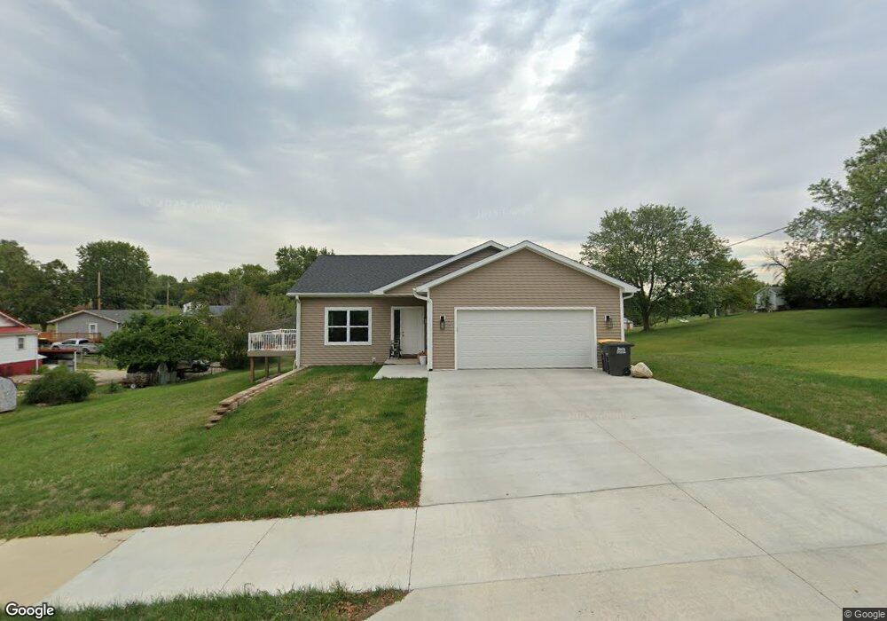105 S Kossuth St, Osceola, IA 50213 - photo 1