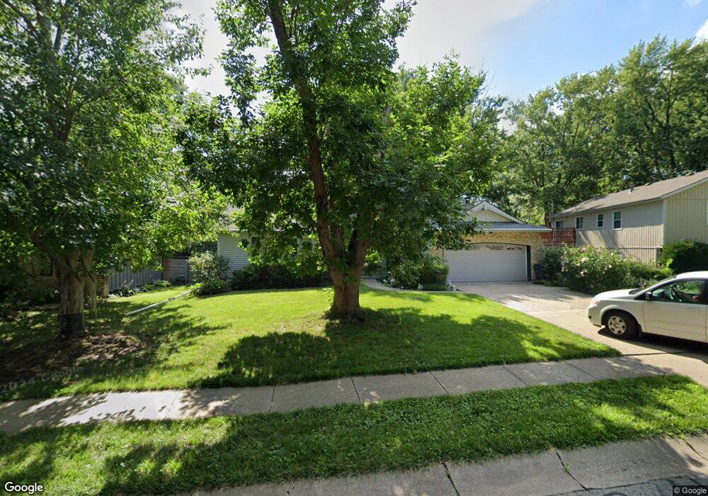 4924 Garnett St, Shawnee, KS 66203 - photo 1