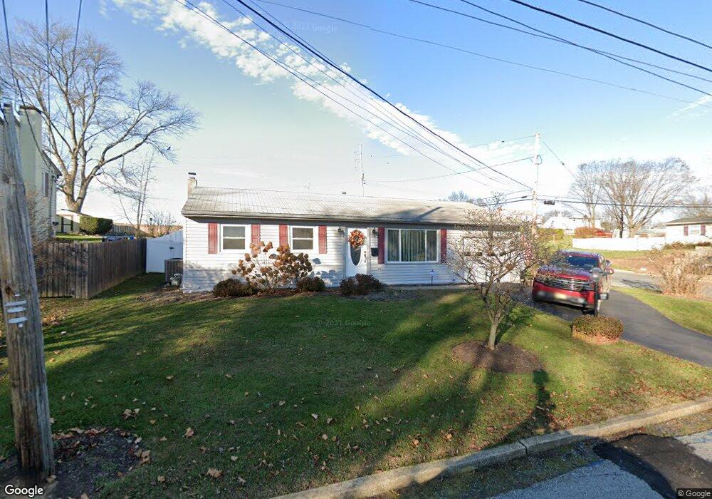 1539 E Derry Rd, Hershey, PA 17033 - photo 1