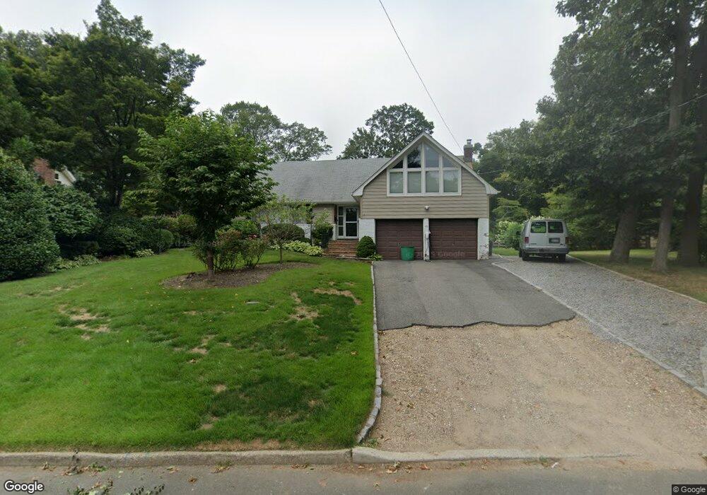 53 Harwood Dr E, Glen Cove, NY 11542 - photo 1