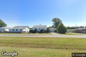 513 N 1st St, Alpha, IL 61413
