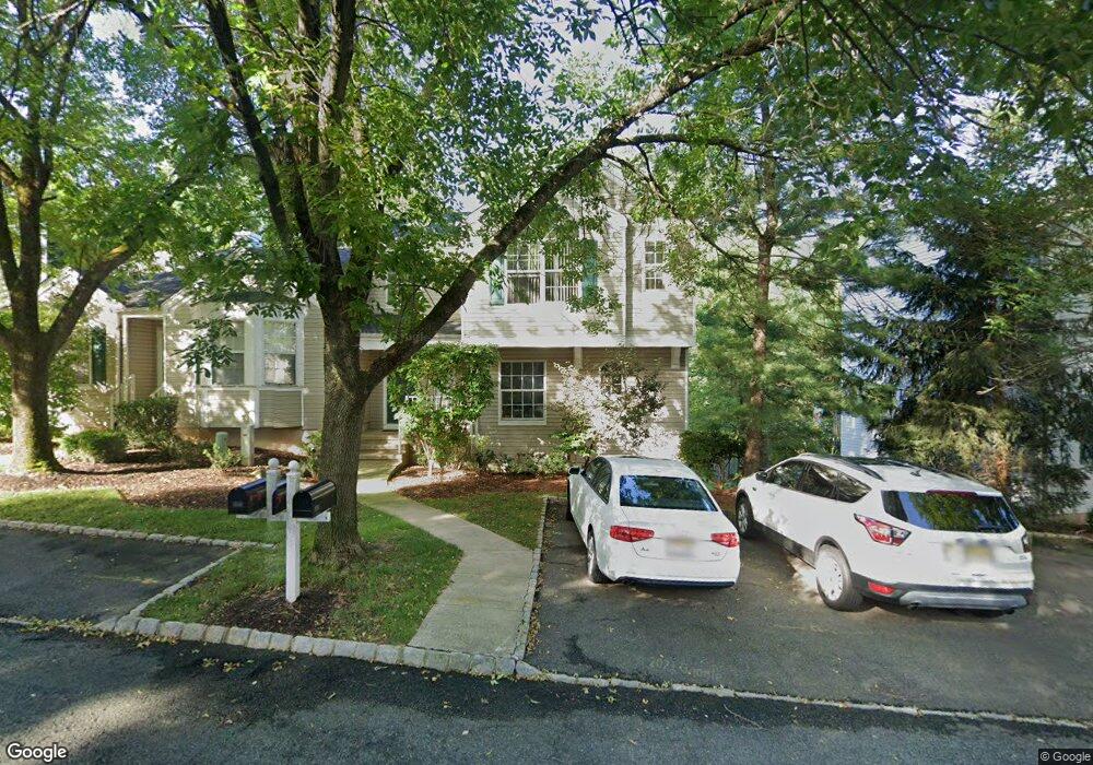 354 Wren Ln, Bedminster, NJ 07921 - photo 1