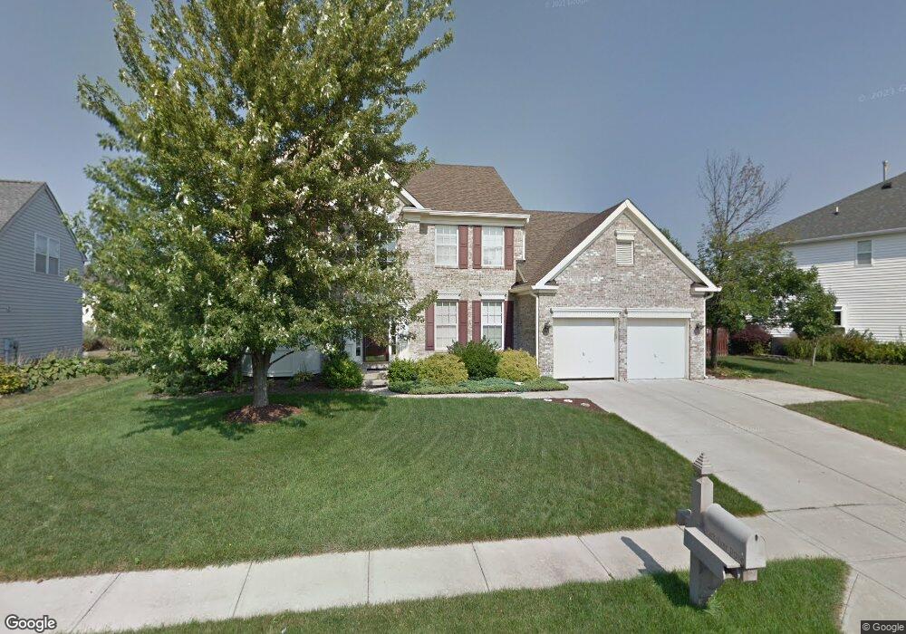 10213 Parkshore Dr, Fishers, IN 46038 - photo 1