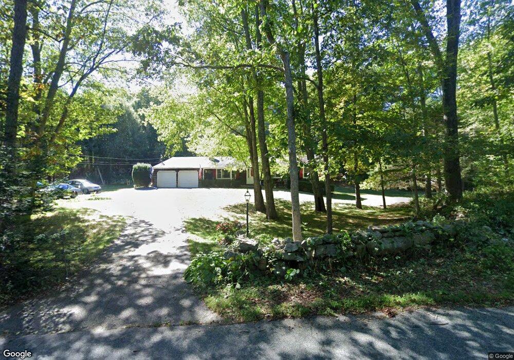 7 Wolf Neck Rd, Stonington, CT 06378 - photo 1