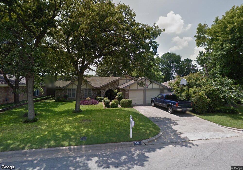 2149 Cambridge Dr, Hurst, TX 76054 - photo 1