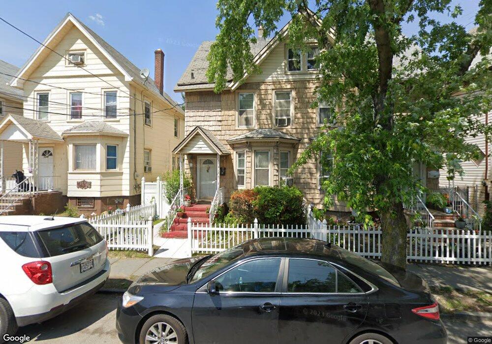 135 Blackford Ave, Staten Island, NY 10302 - photo 1