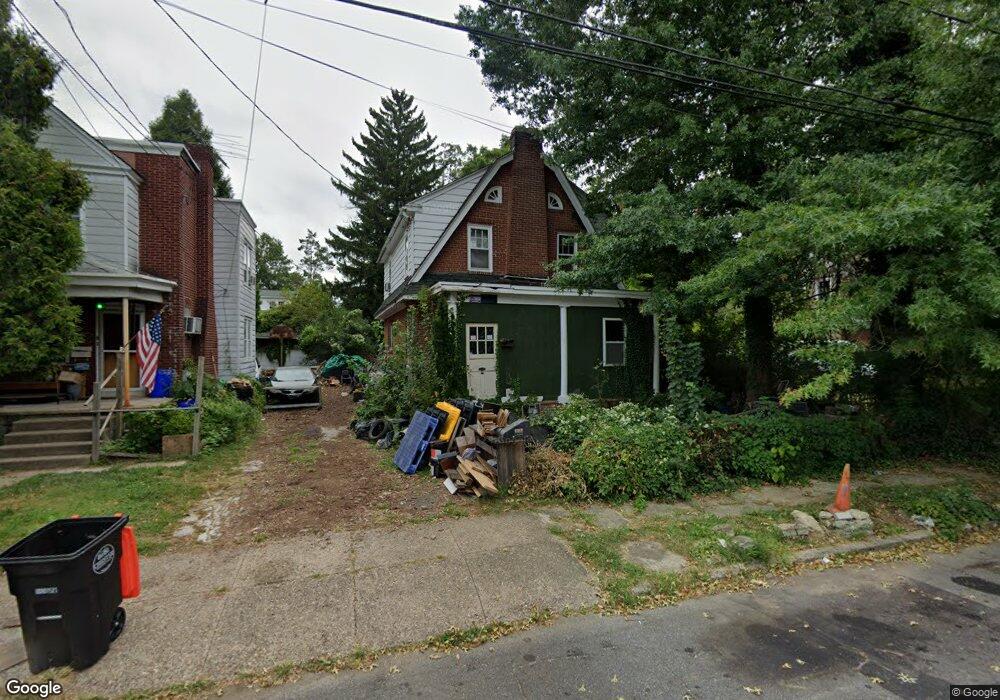 107 E Avon Rd, Brookhaven, PA 19015 - photo 1