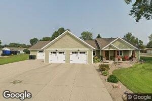 310 3rd St SW, Steele, ND 58482