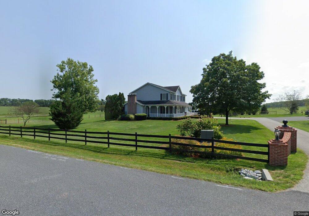 190 Windbriar Ln unit 2, Gettysburg, PA 17325 - photo 1