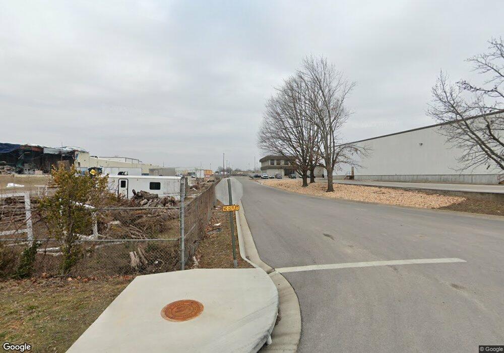 621 Cresent Cr, Rogers, AR 72756 - photo 1