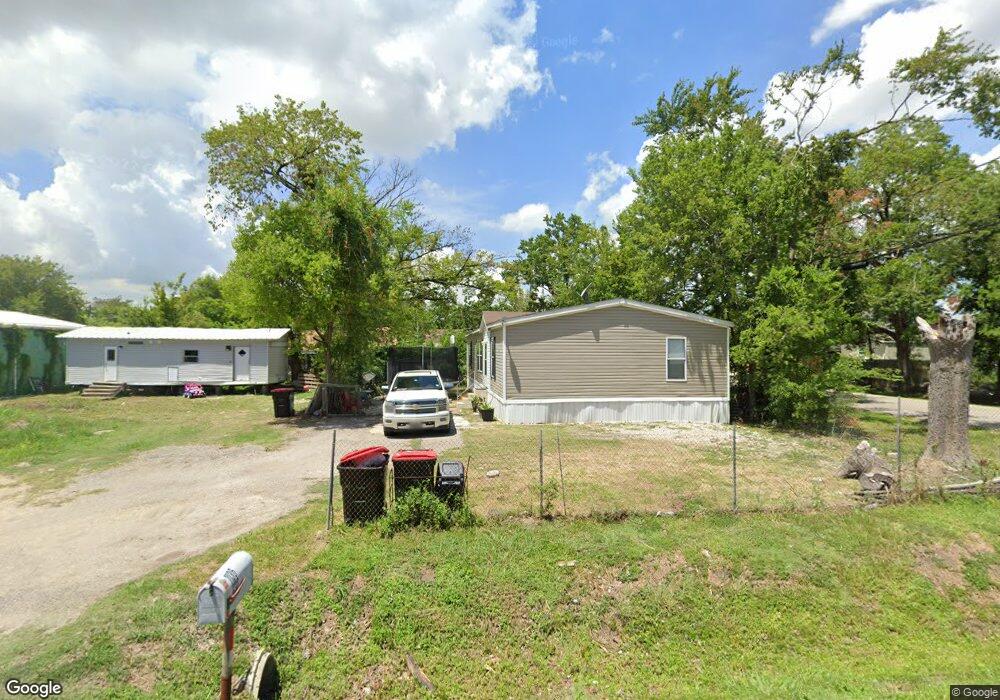 1136 Beacon St, Houston, TX 77015 - photo 1
