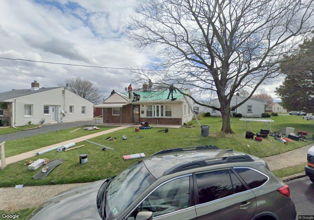 630 Glencroft Cir, Folcroft, PA 19032 - photo 1