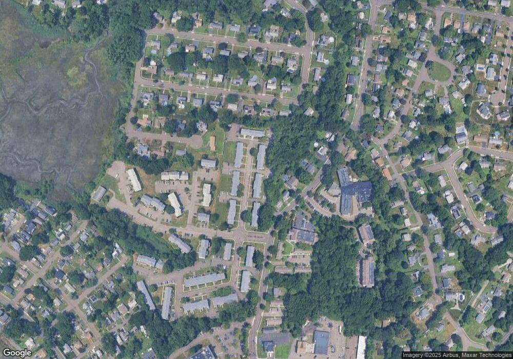 35 Carriage Path N unit 35, Milford, CT 06460 - photo 1