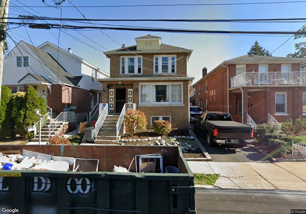 722 Grove Ave, Cliffside Park, NJ 07010 - photo 1