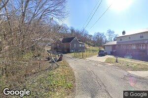 100 Carlyle St, Coal Grove, OH 45638
