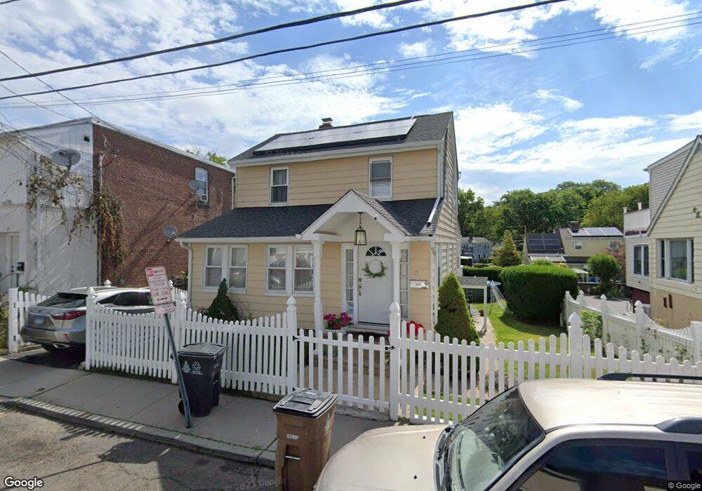 27 Raymond St, Stamford, CT 06902 - photo 1