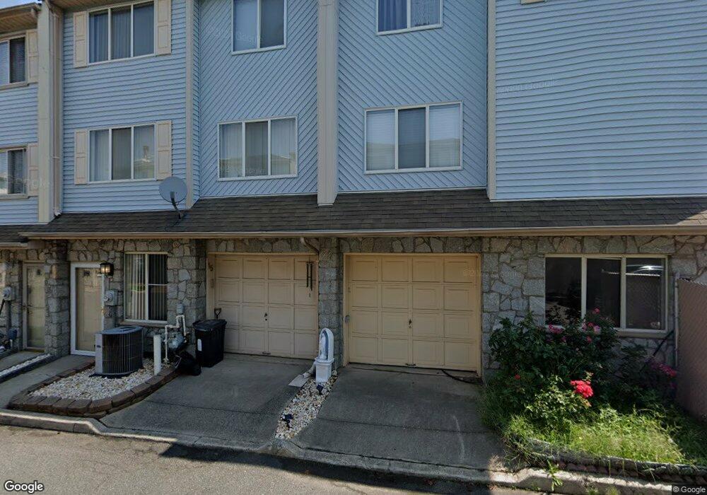 15 Candon Ct, Staten Island, NY 10309 - photo 1