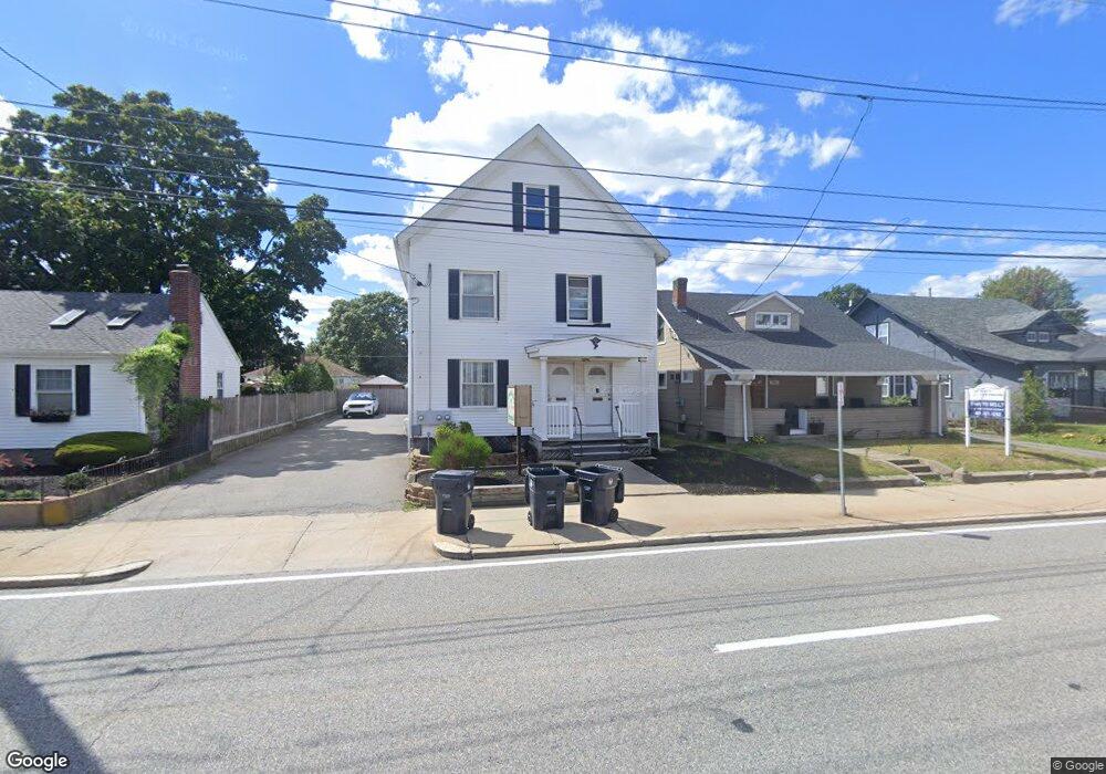 1156 Newport Ave, Pawtucket, RI 02861 - photo 1