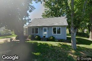 8 Sunset Ave, Hatfield, MA 01038