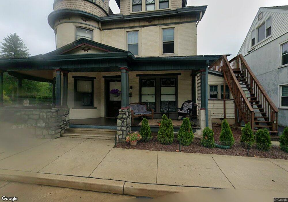 370 Main St, Slatington, PA 18080 - photo 1