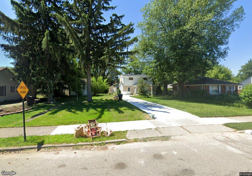 5039 Gateshead St, Grosse Pointe, MI 48236 - photo 1