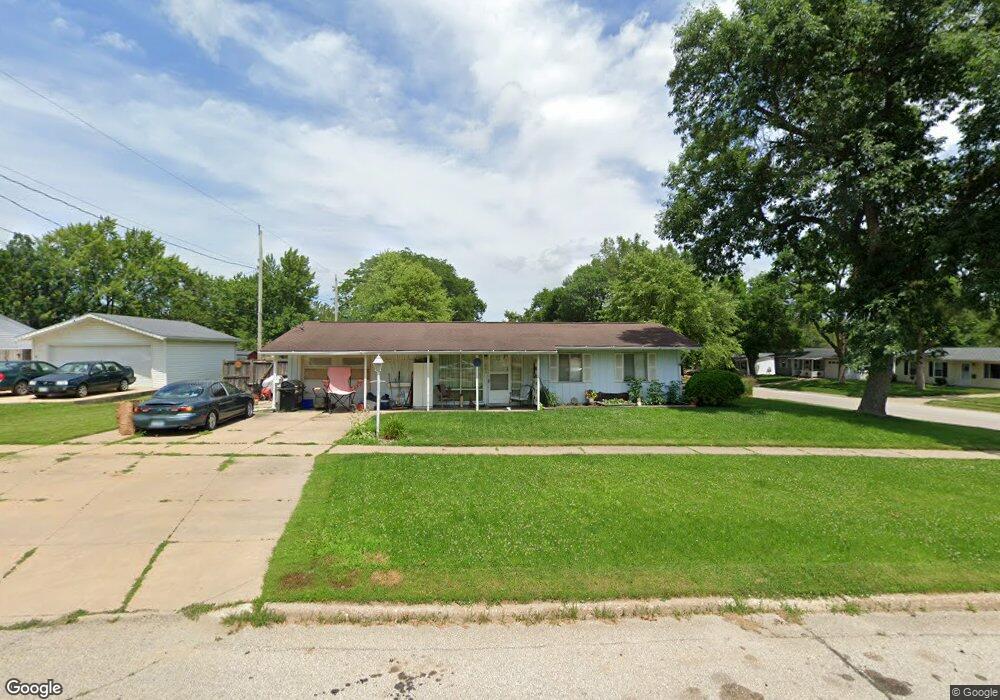 660 Grand Ave, Marion, IA 52302 - photo 1