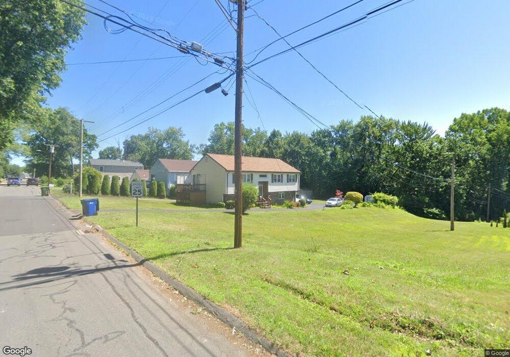 66 Sinclair St, Windsor, CT 06095 - photo 1