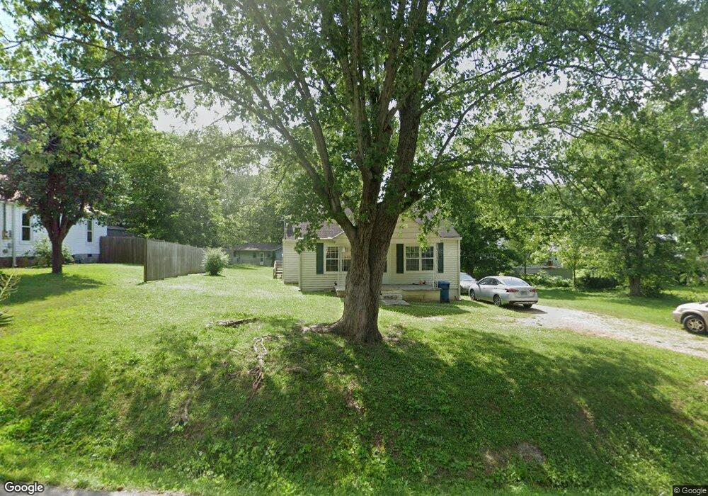 708 Oak St, Manchester, TN 37355 - photo 1