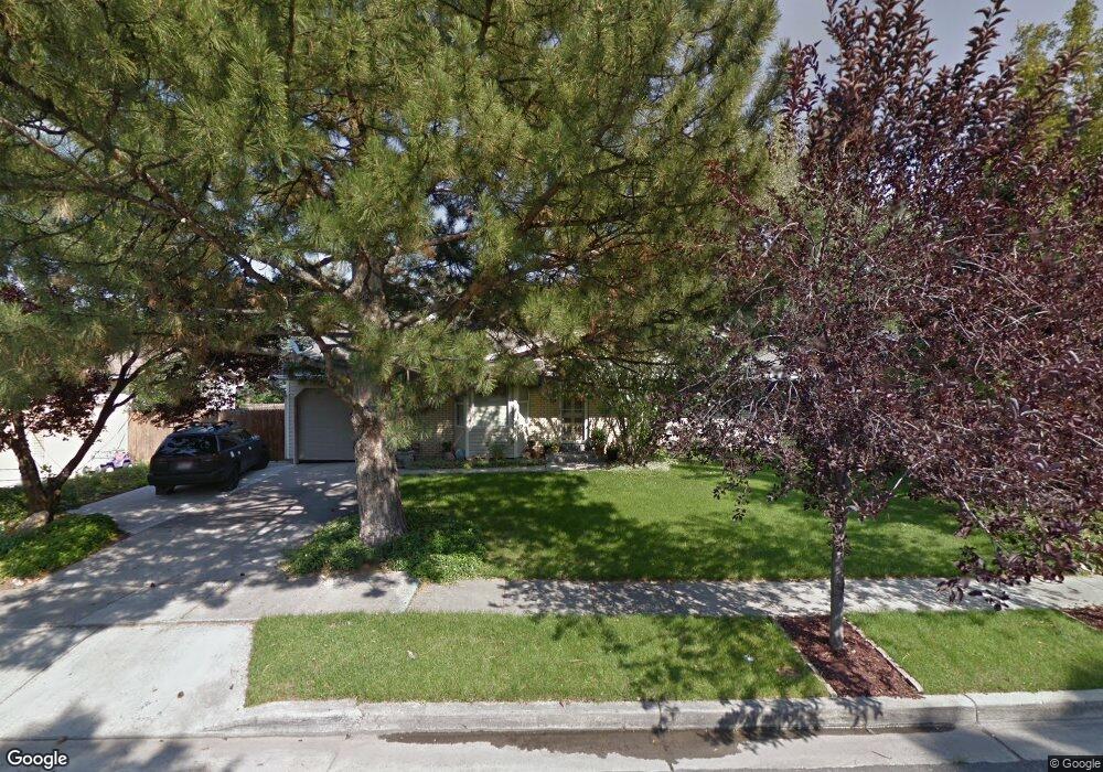 9231 S 1520 E, Sandy, UT 84093 - photo 1