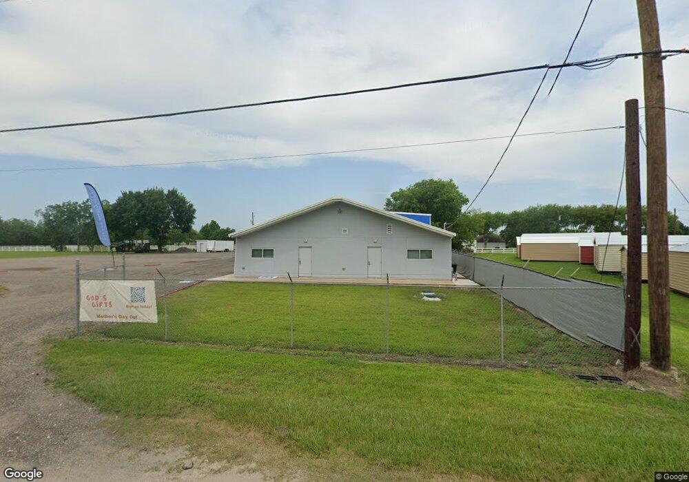 213 County Road 281, Alvin, TX 77511 - photo 1