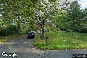 43 Pondview Dr, Amherst, MA 01002