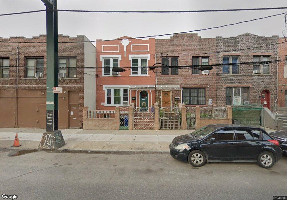 146 Crescent St unit 2R, Brooklyn, NY 11208 - photo 1