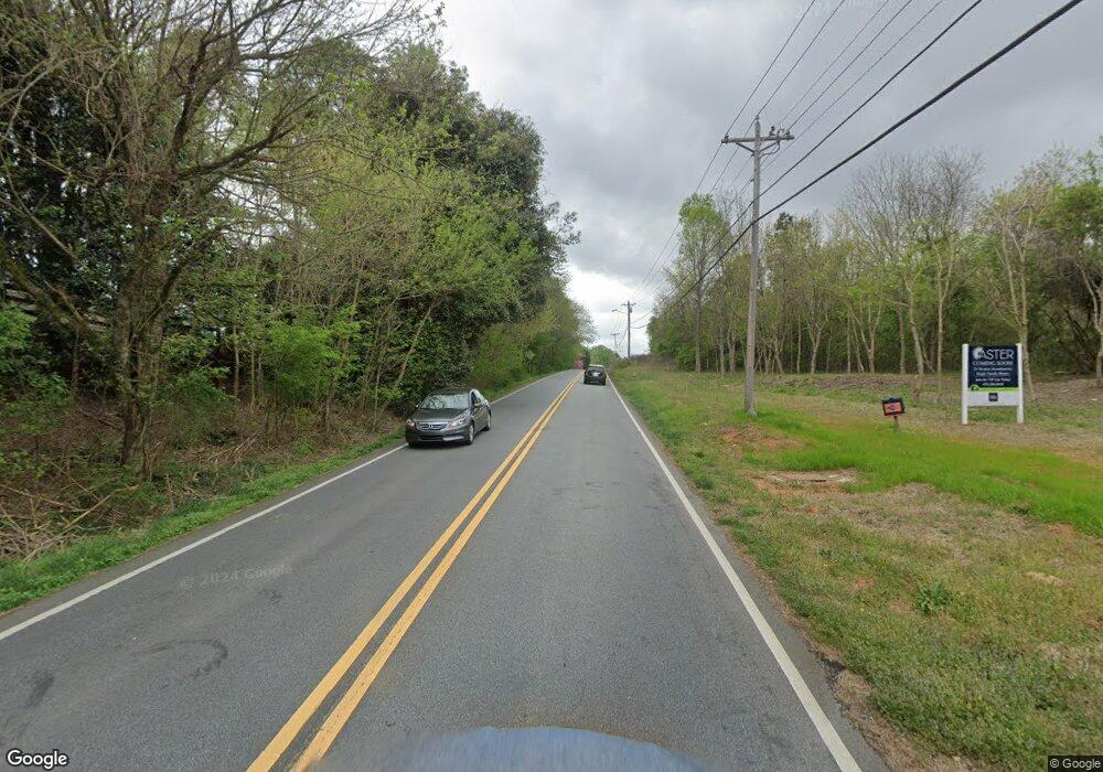 845 Cox Rd, Roswell, GA 30075 - photo 1