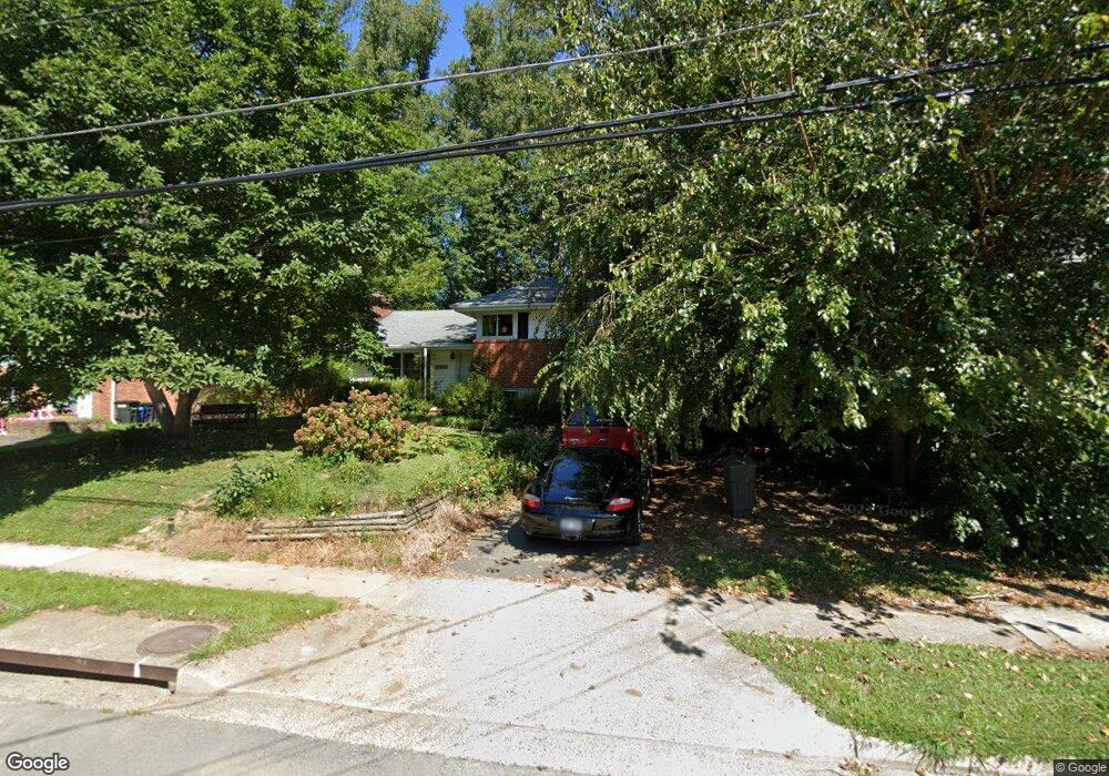 10942 Byrd Dr, Fairfax, VA 22030 - photo 1