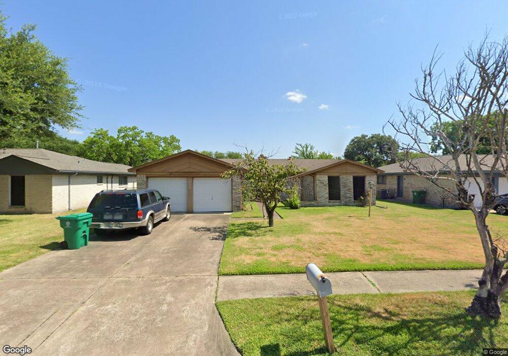 938 W Bertrand St, Houston, TX 77088 - photo 1