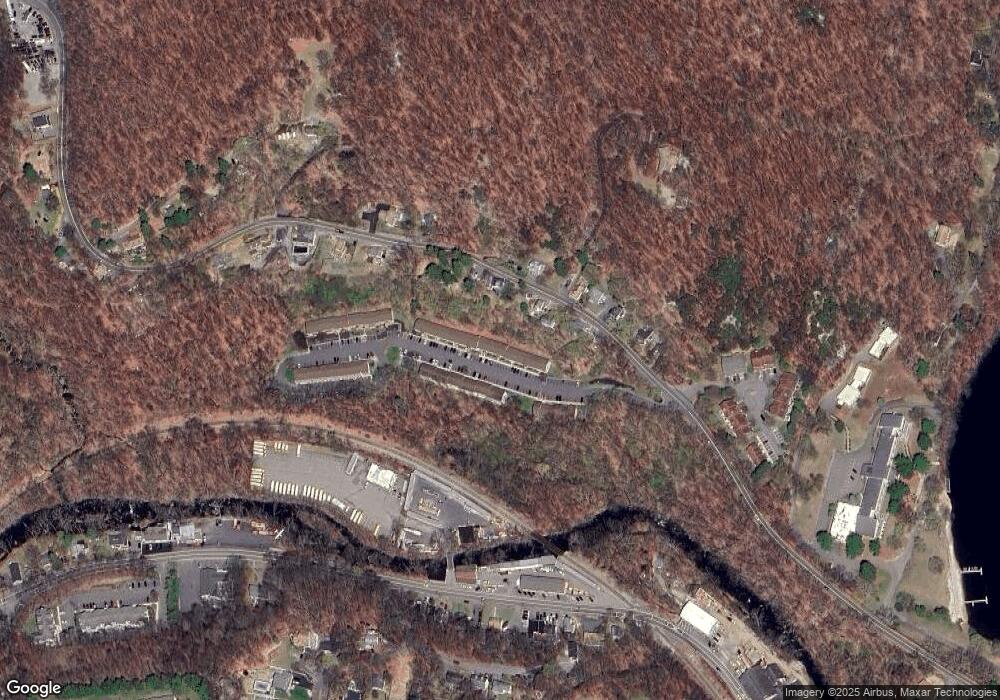 102 Treetop Ct, Bloomingdale, NJ 07403 - photo 1