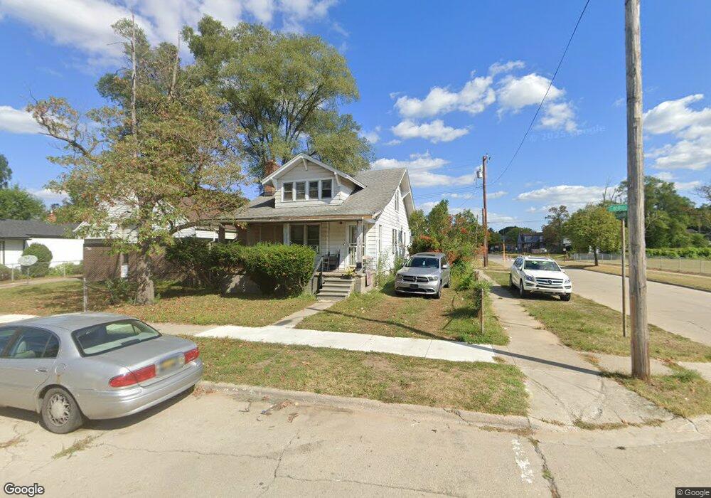 21304 Garden Ln, Ferndale, MI 48220 - photo 1