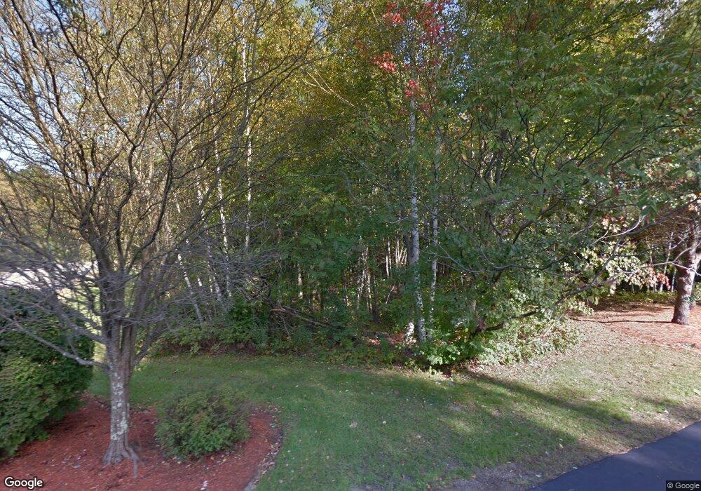 82 Stacey Cir, Windham, NH 03087 - photo 1