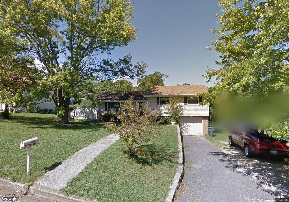 1371 Orbit Dr, Hixson, TN 37343 - photo 1