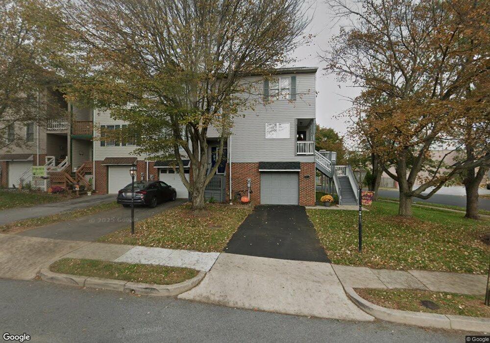 660 Knightsbridge Dr, Hagerstown, MD 21740 - photo 1