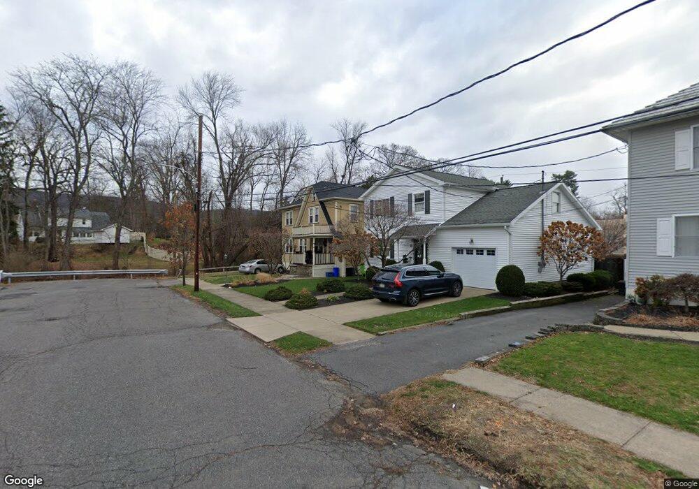 11 Pearl St, Kingston, PA 18704 - photo 1