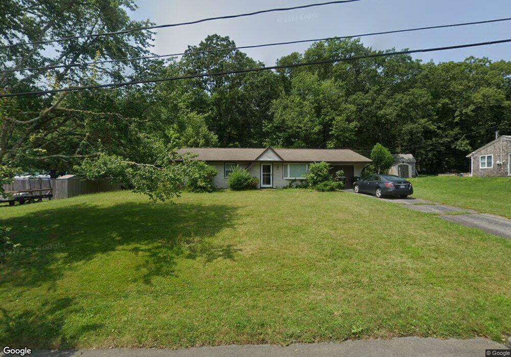 35 Sagamore Dr, South Dartmouth, MA 02748 - photo 1