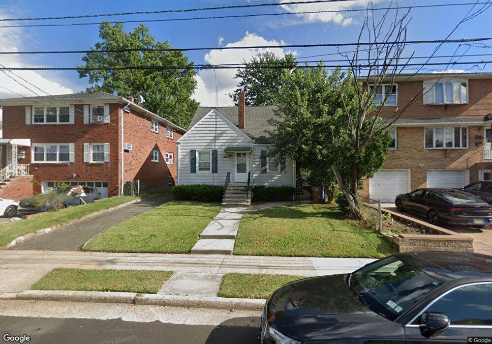 520 E Elm St, Linden, NJ 07036 - photo 1