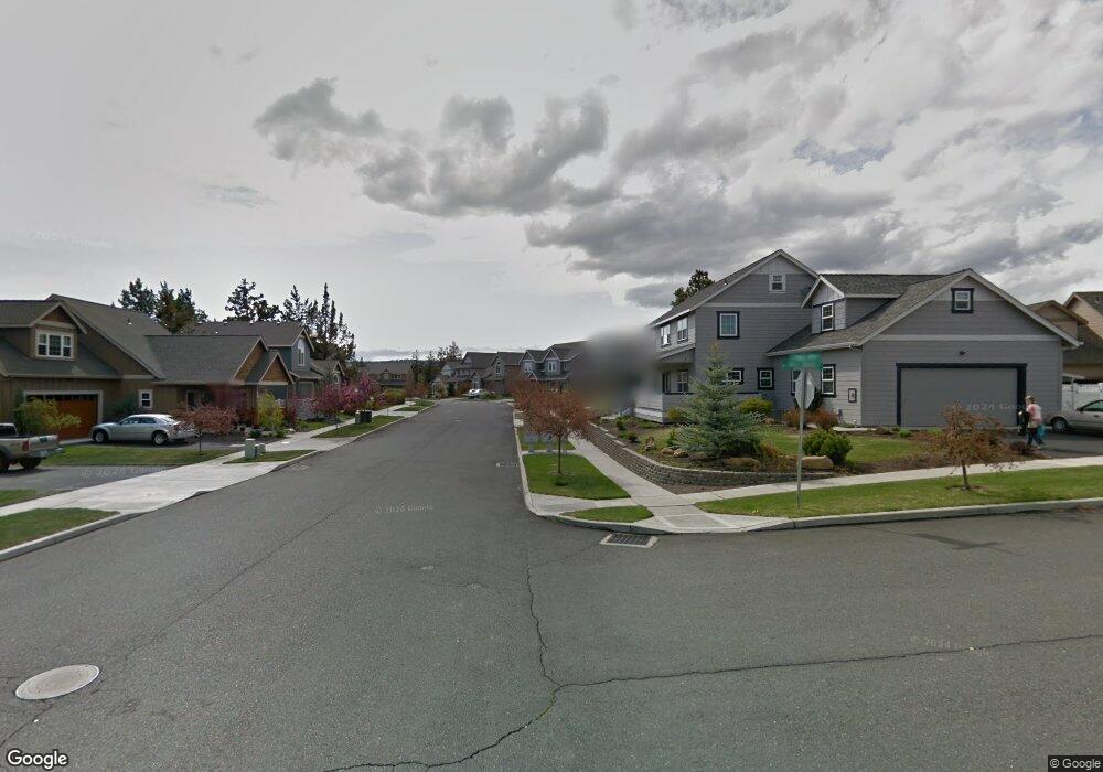 6 NE Cradle Mountain Way, Bend, OR 97701 - photo 1