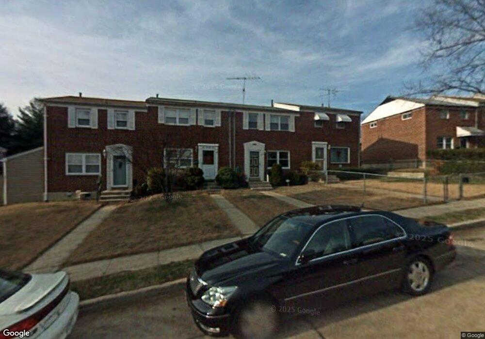 674 Queensgate Rd, Baltimore, MD 21229 - photo 1