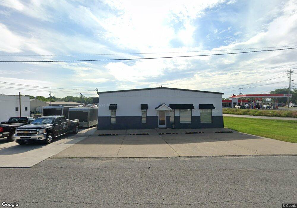 100 Prince St, Shelbyville, TN 37160 - photo 1