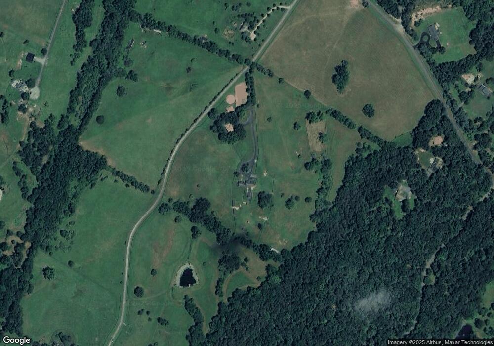 7198 Redlin Ln, Marshall, VA 20115 - photo 1